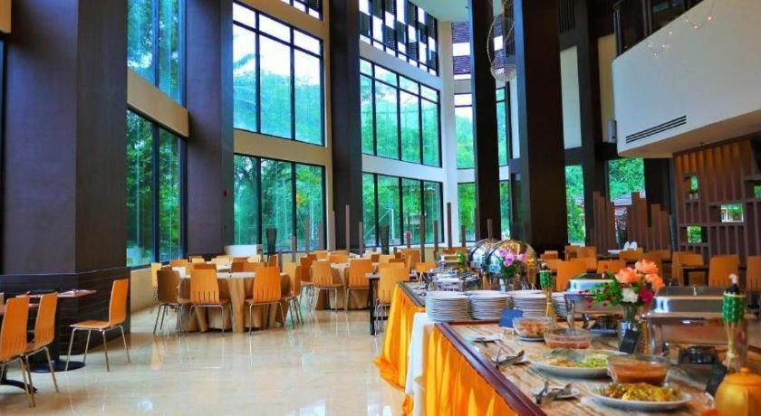 Hotel Grand Baron