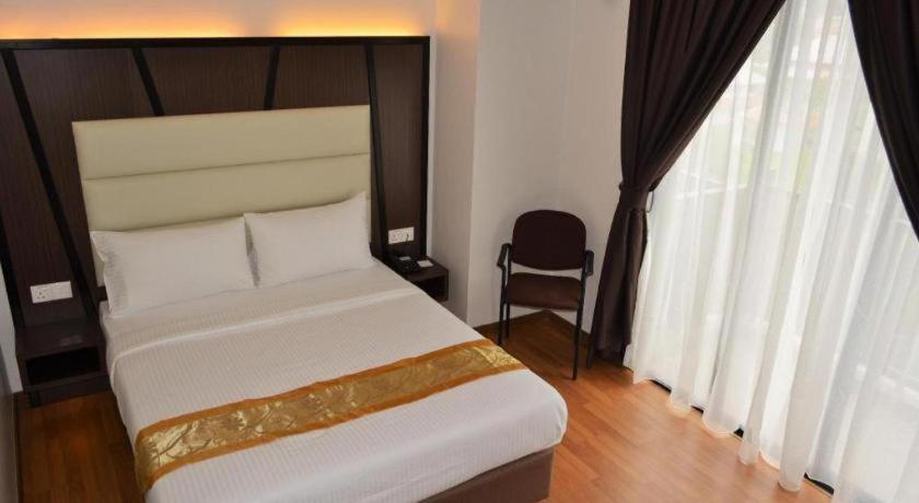 Grand Baron Hotel